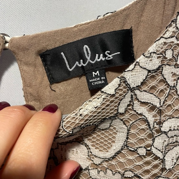 NWOT Lulu’s Lace Dress - Picture 3 of 6